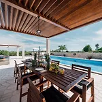 Olivetum Vila *