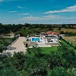 Olivetum Villa Zára