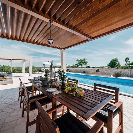 Olivetum Villa *